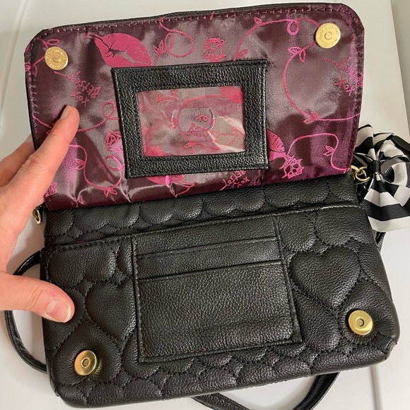 Betsey Johnson wallet on a string - Picture 5 of 7